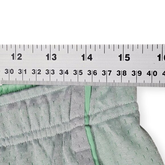 Peloton x Lululemon Mesh Running Shorts Women's Large Mint Green - Picture 2 of 9